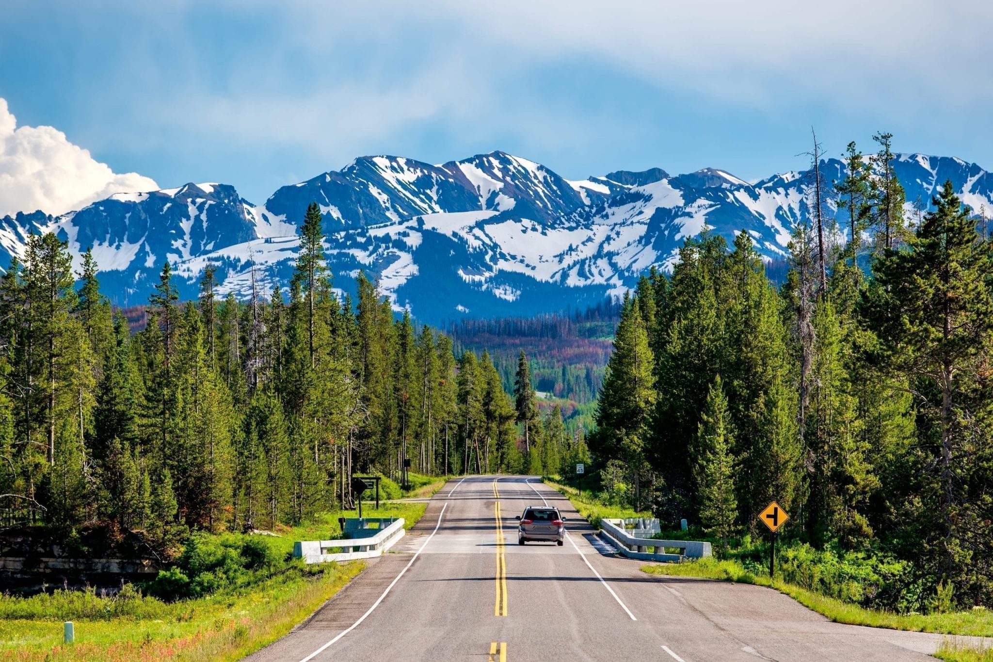 Road Trips for the Best Places to Travel in May USA